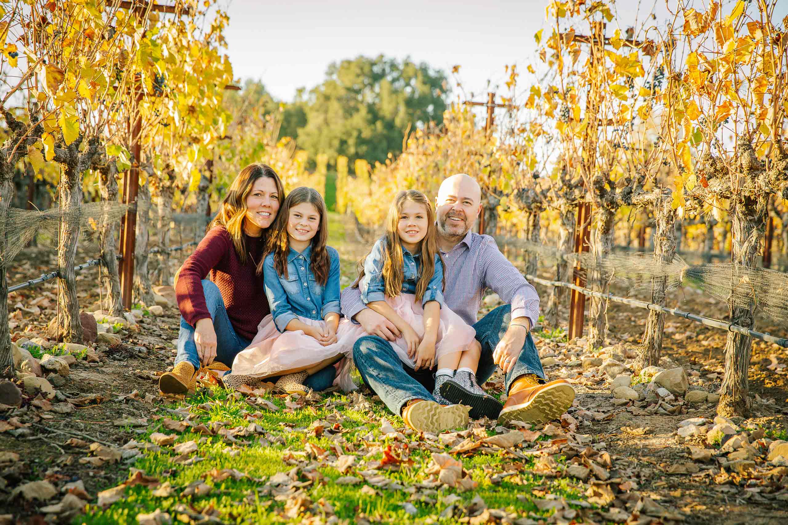 family photos in a vineyard. paso robles